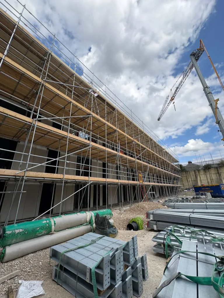 Scaffolding erected for a new build residential development at Dallow Road, Bedfordshire, LU1 by Aron Scaffolding Services.